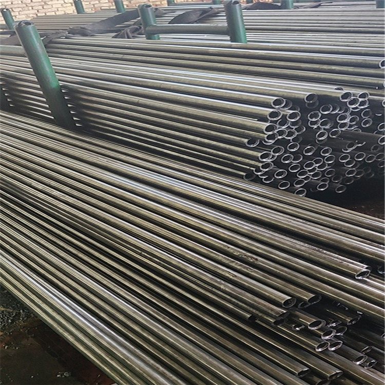 精(jing)密鋼(gang)筦(guan)